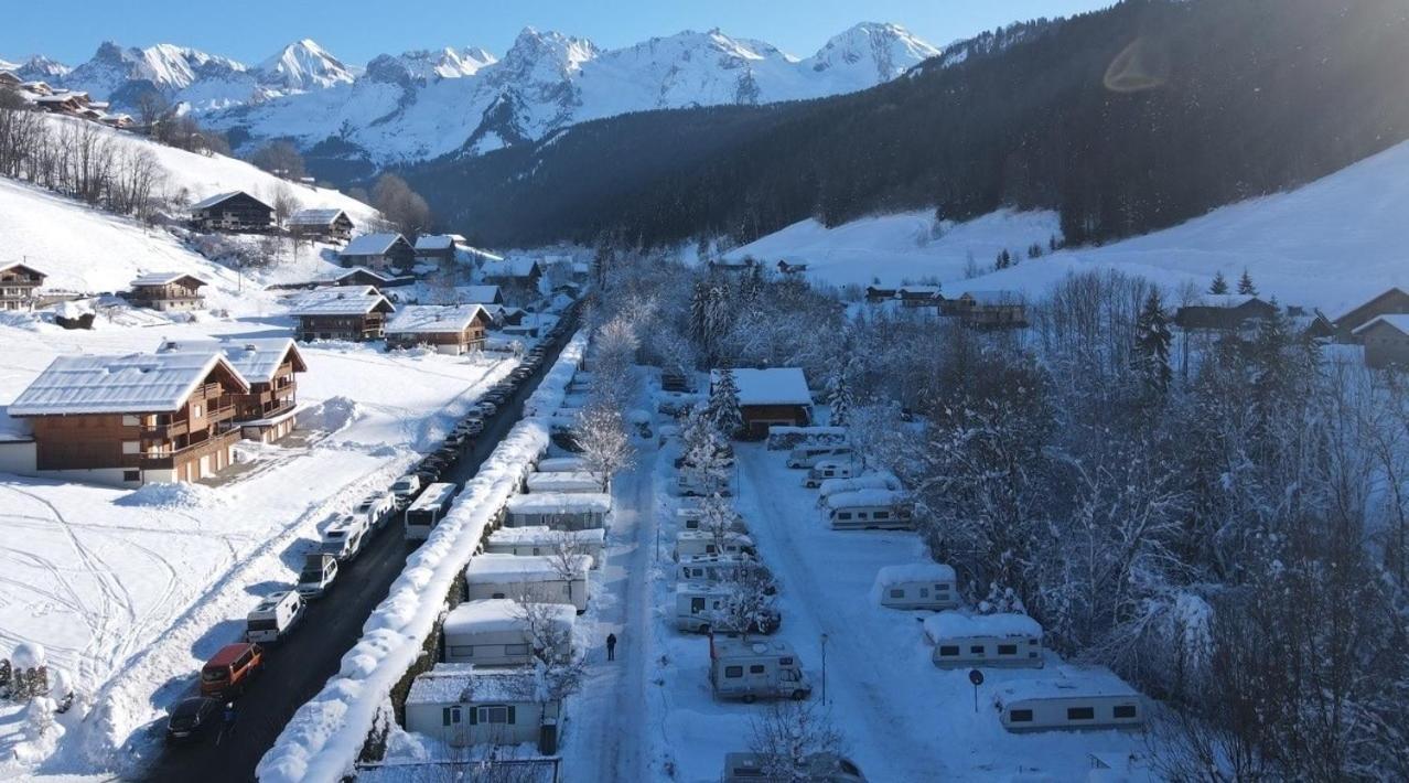 Le Clos Du Pin Le Grand-Bornand Exterior photo